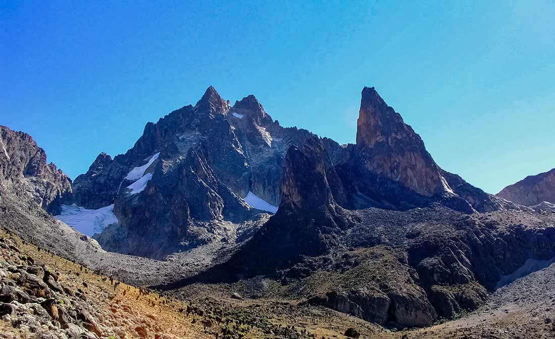 Day 6: Mintos Camp/ Meru Mt. Kenya Bandas (2950 meters)