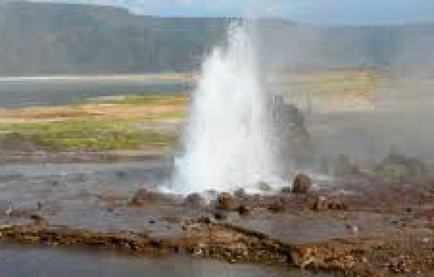 2 Days to Lake Bogoria National Reserve in Kenya.