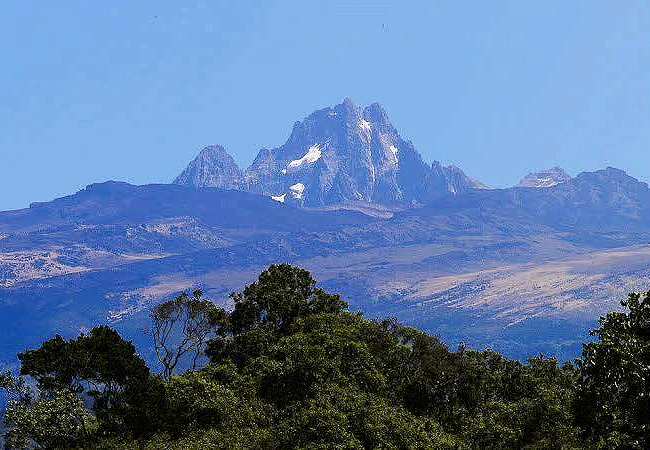 Day 2: Nairobi – Mount Kenya National Park